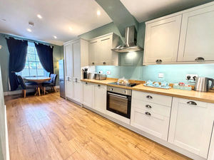 Photo 4- click for photo gallery